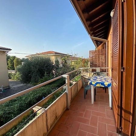 Family House With Free Parking, 450M From Beach Lazise Exterior photo